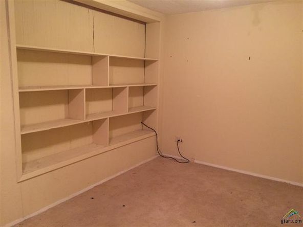 303 S Johnson St, Mineola, TX 75773